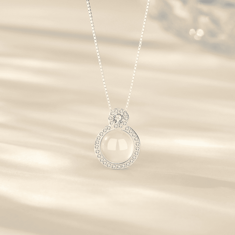 Yellow Jade Round Pendant Necklace