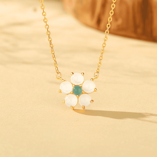 “Petal Dew” Six-Point Jade Blossom Necklace