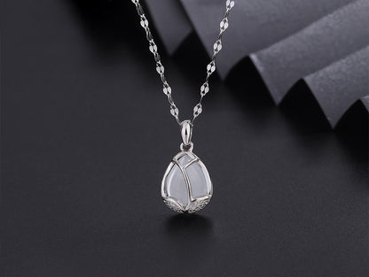 Tulip Blossom Jade Necklace