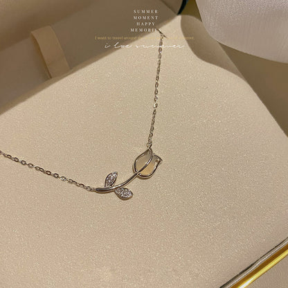 Elegant Rose Jade Necklace